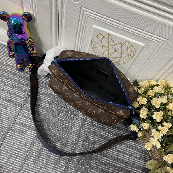 ルイヴィトンバッグ着用イメージ